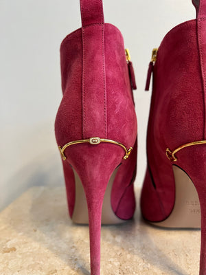 Pre-Owned GUCCI Pink Suede Bootie - Size 38.5