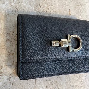 Pre-Owned SALVATORE FERRAGAMO Stromboli Card Case
