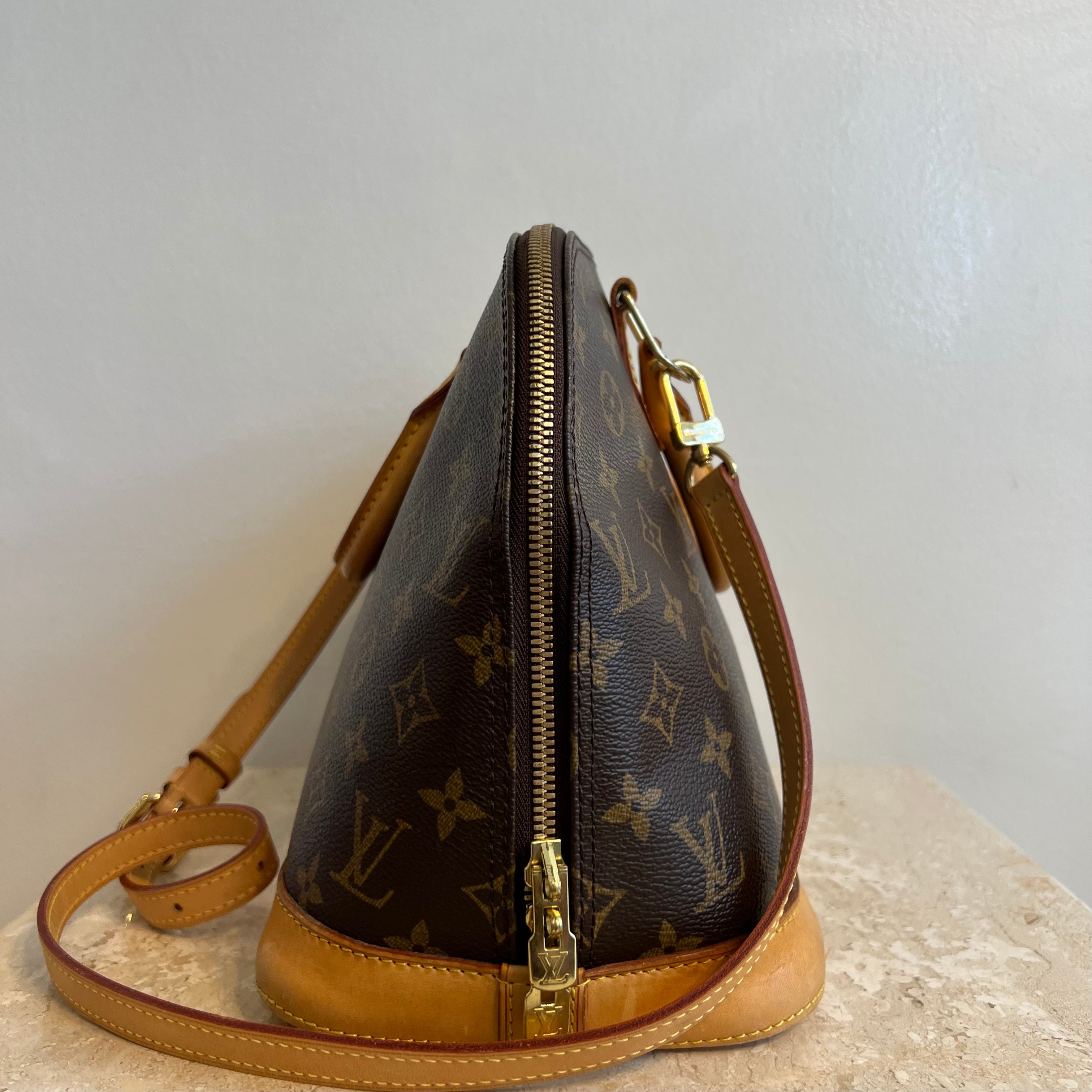 LOUIS VUITTON Alma PM Crossbody / Hand bag, LV monogram with Shoulder Strap  For Sale at 1stDibs