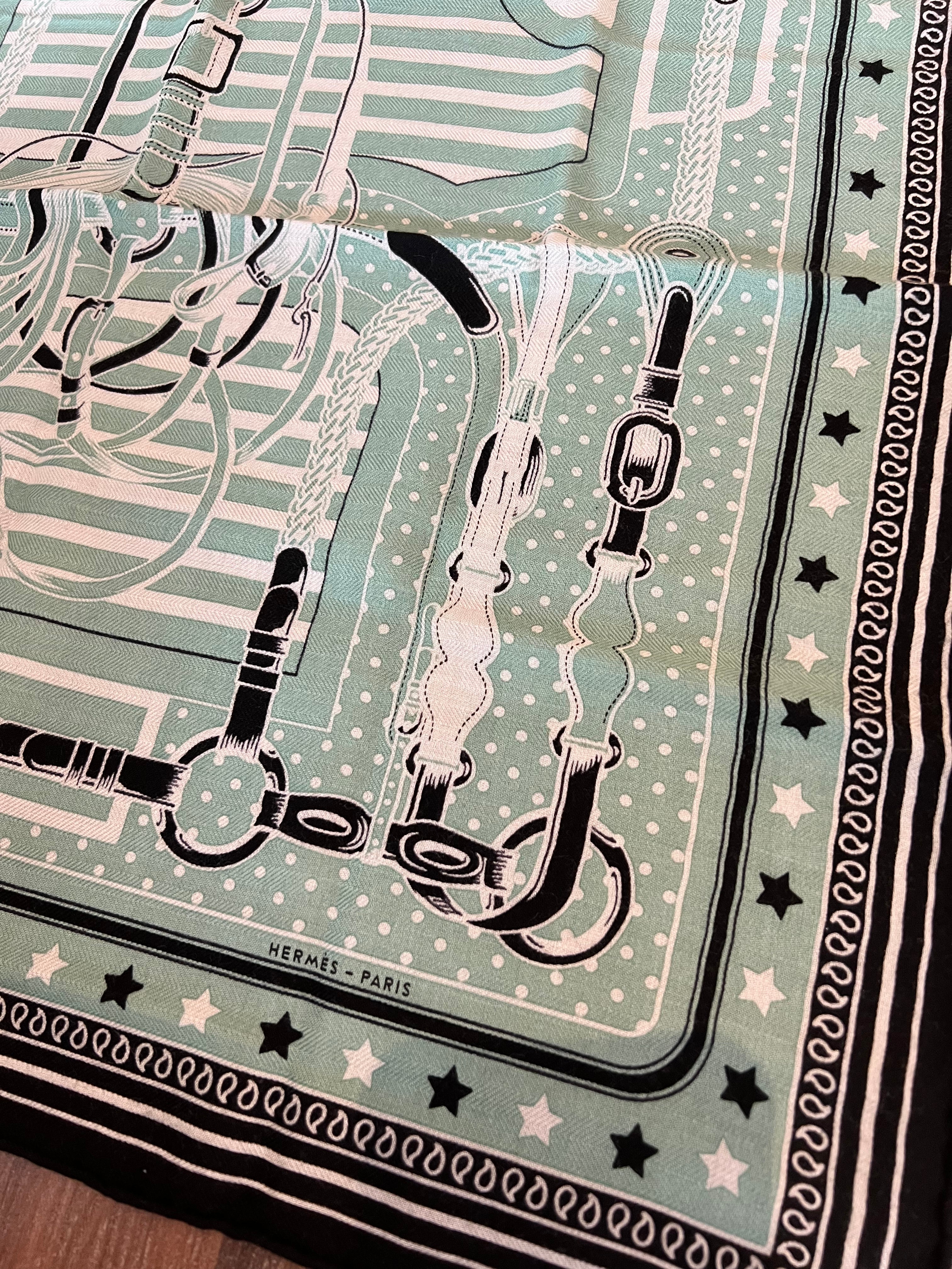 Pre-Owned HERMES "Coaching" Green Bandana 55