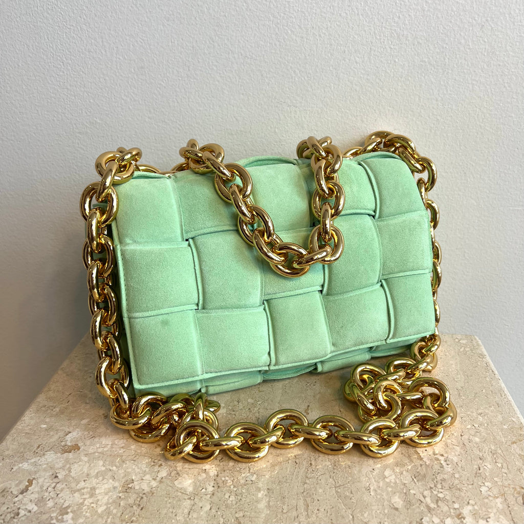 Pre-Owned BOTTEGA VENETA Green Suede Chain Cassette Bag