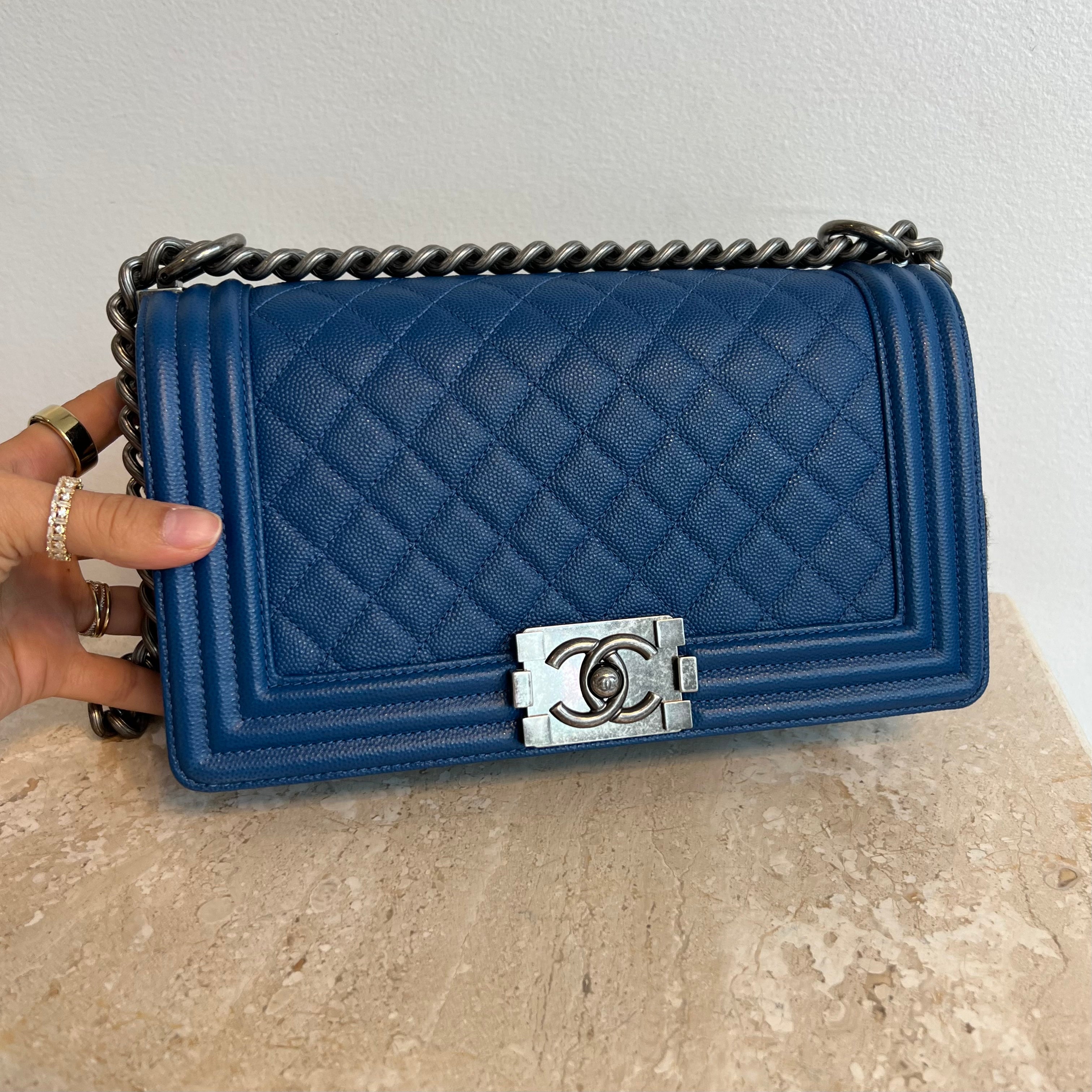 Authentic CHANEL Blue Old Bag – Valamode