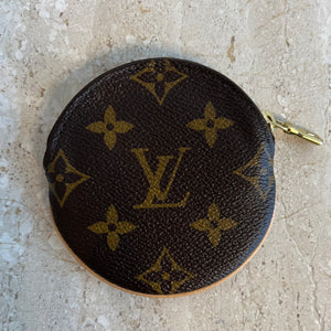 Pre-Owned LOUIS VUITTON Monogram Round Coin Purse