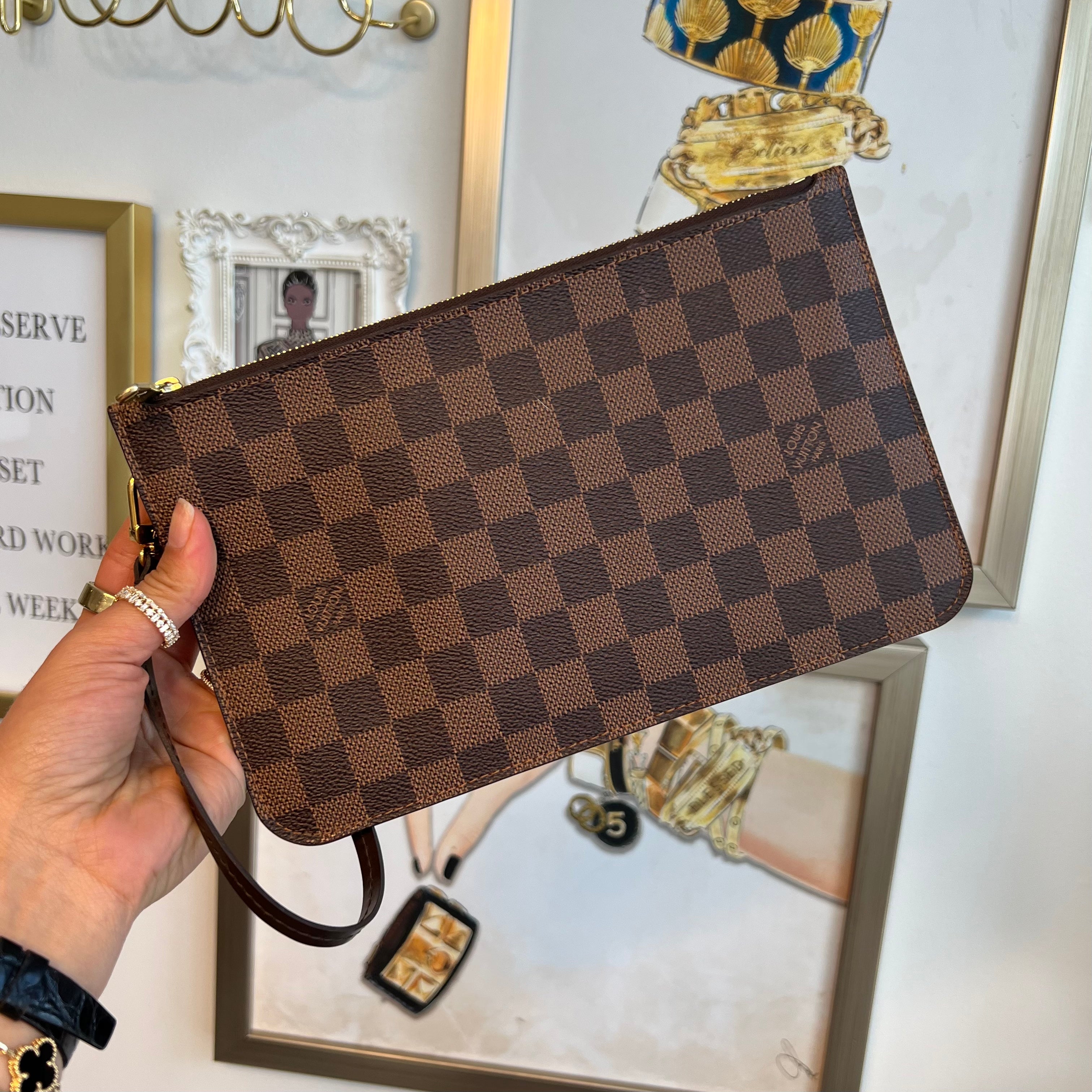 Pre-Owned LOUIS VUITTON Damier Ebene Neverfull Pochette