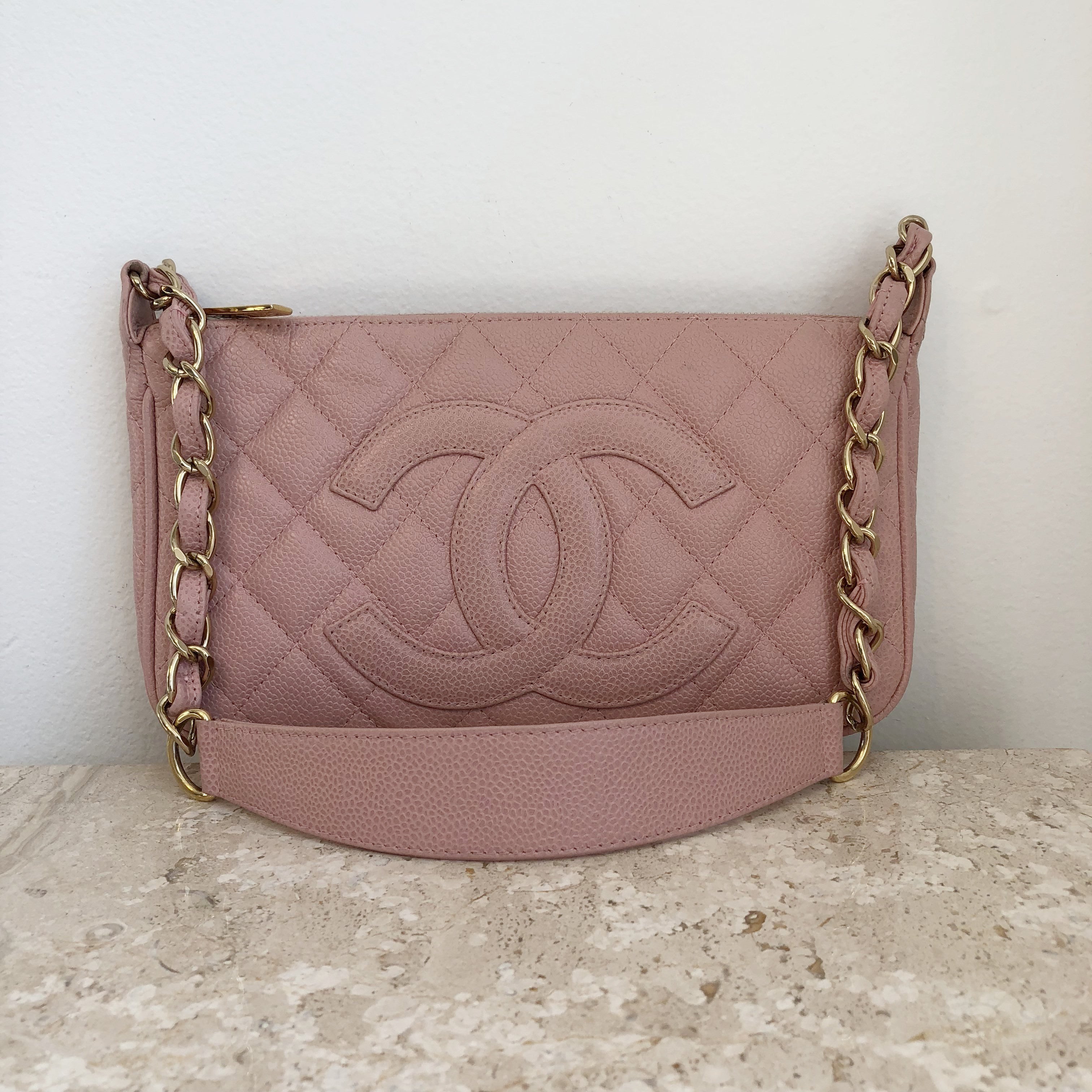 CHANEL CC Quilted Caviar Shoulder Bag in Black 2003 2004 COCOON #28 CHANEL CC Quilted Caviar Shoulder Bag in Black 2003 2004 COCOON