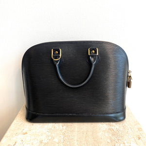 Pre-owned LOUIS VUITTON Vintage Black Epi Alma PM