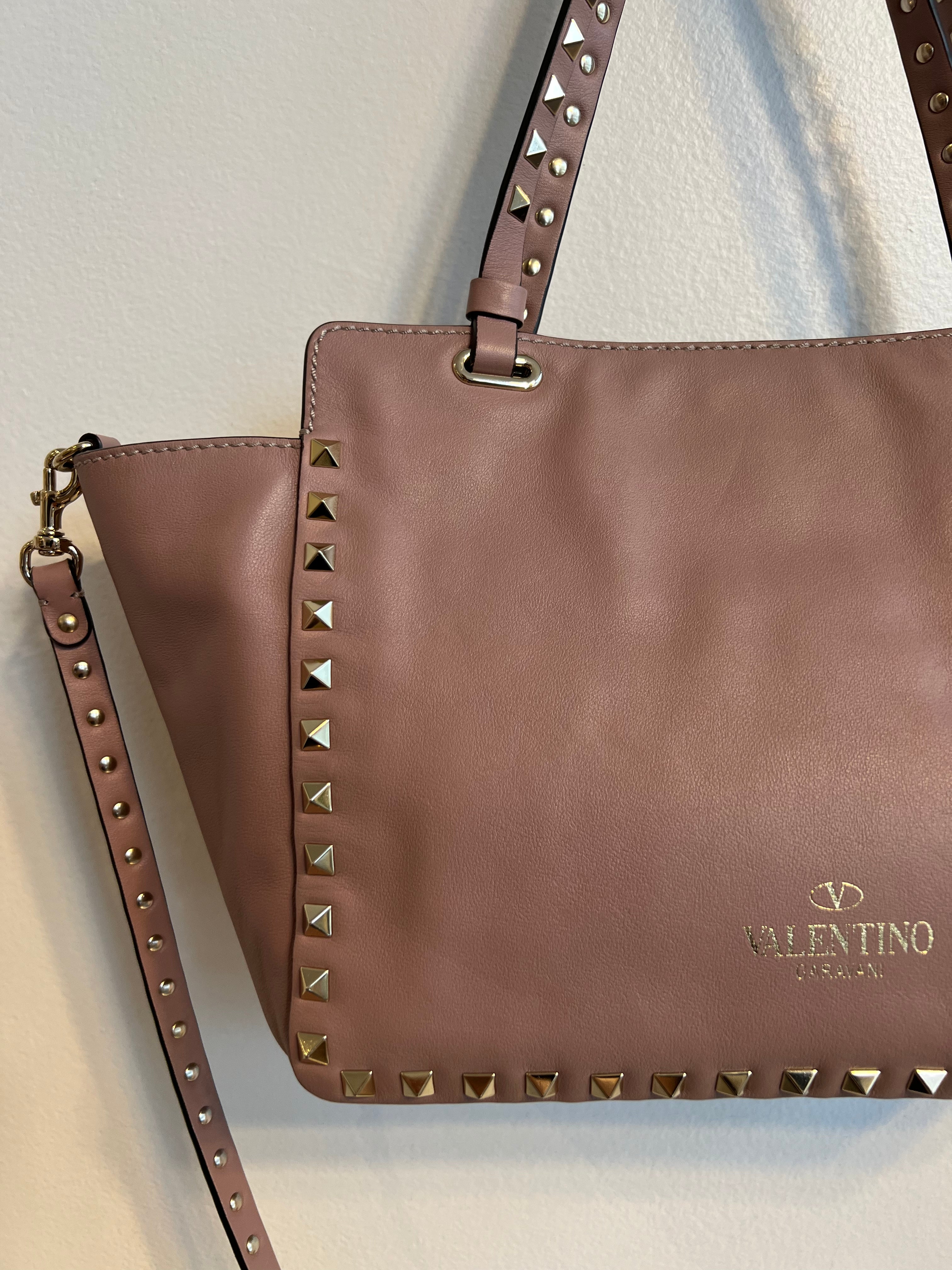 Pre-owned VALENTINO Small Rockstud Tote in Poudre