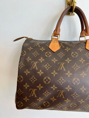Pre-Owned LOUIS VUITTON Monogram Speedy 35