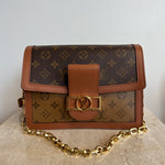 Pre-Owned LOUIS VUITTON Dauphine MM Monogram Handbag