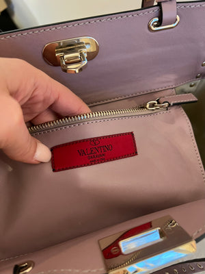 Pre-owned VALENTINO Small Rockstud Tote in Poudre