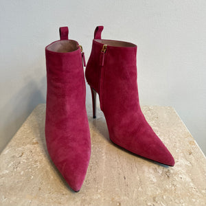 Pre-Owned GUCCI Pink Suede Bootie - Size 38.5