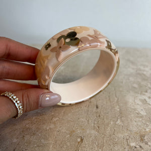 Pre-Owned LOUIS VUITTON Inlay Lucite Logo Bangle