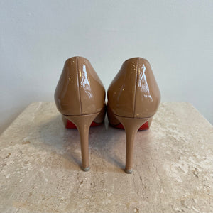 Pre-Owned CHRISTIAN LOUBOUTIN Nude Patent Peep Toe Pump - Size 38