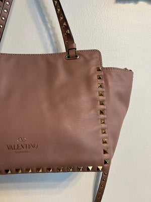 Pre-owned VALENTINO Small Rockstud Tote in Poudre