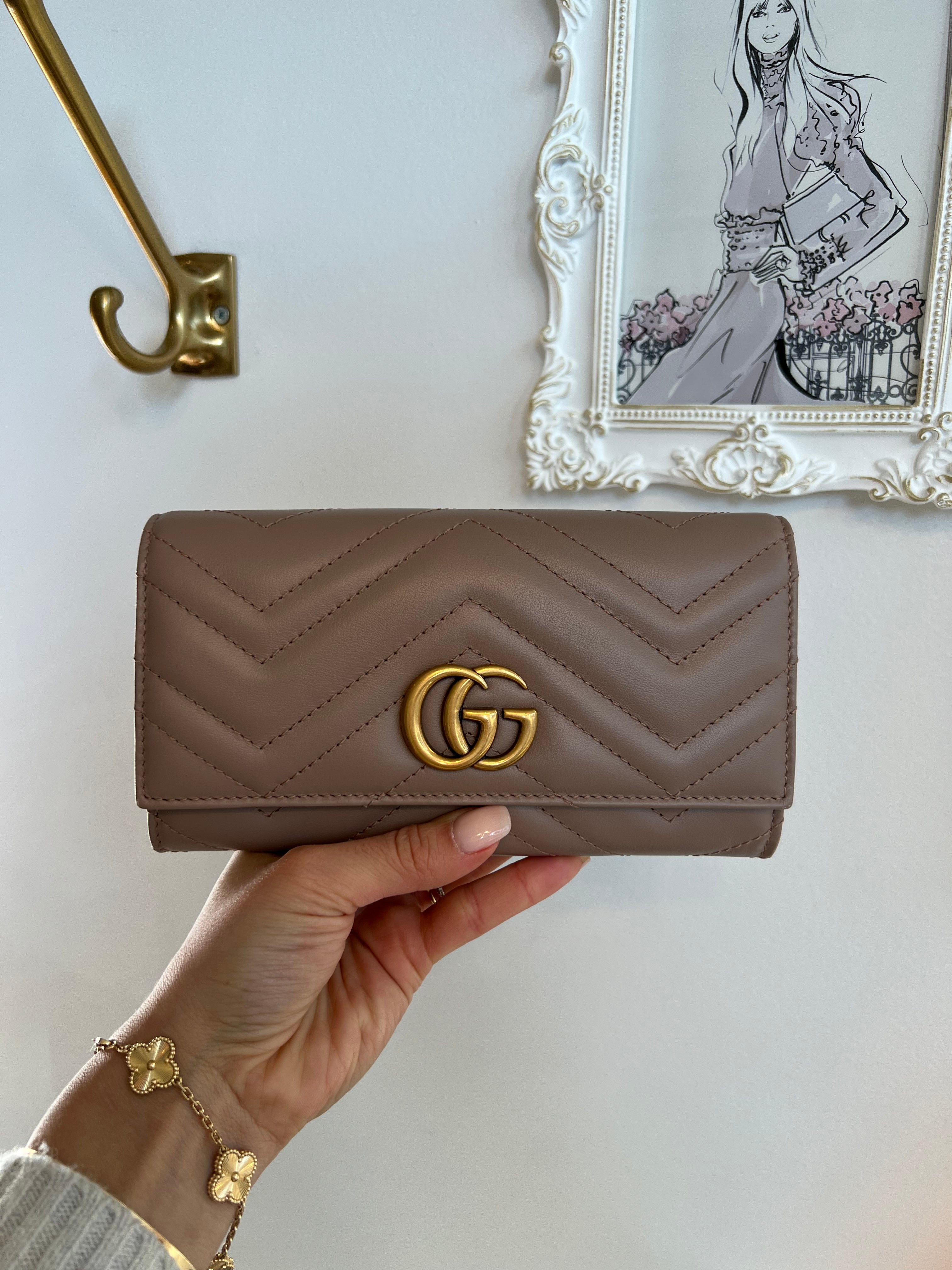 Pre-Owned GUCCI Marmont Continental Wallet