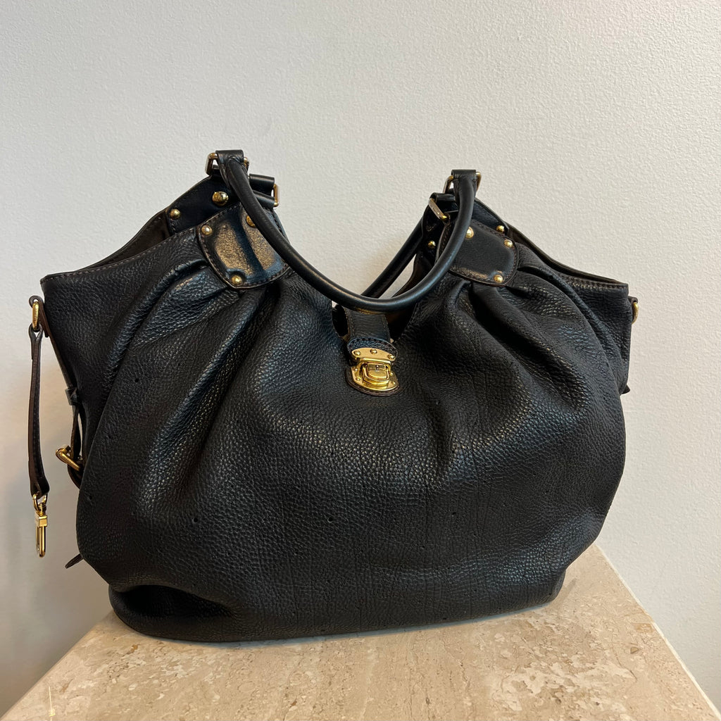 Pre-owned LOUIS VUITTON Surya Mahina Black Leather Shoulder Tote