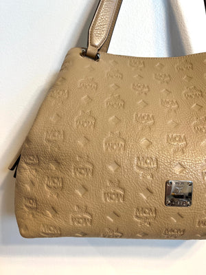 Pre-Owned MCM New Beige Shoulder Bag