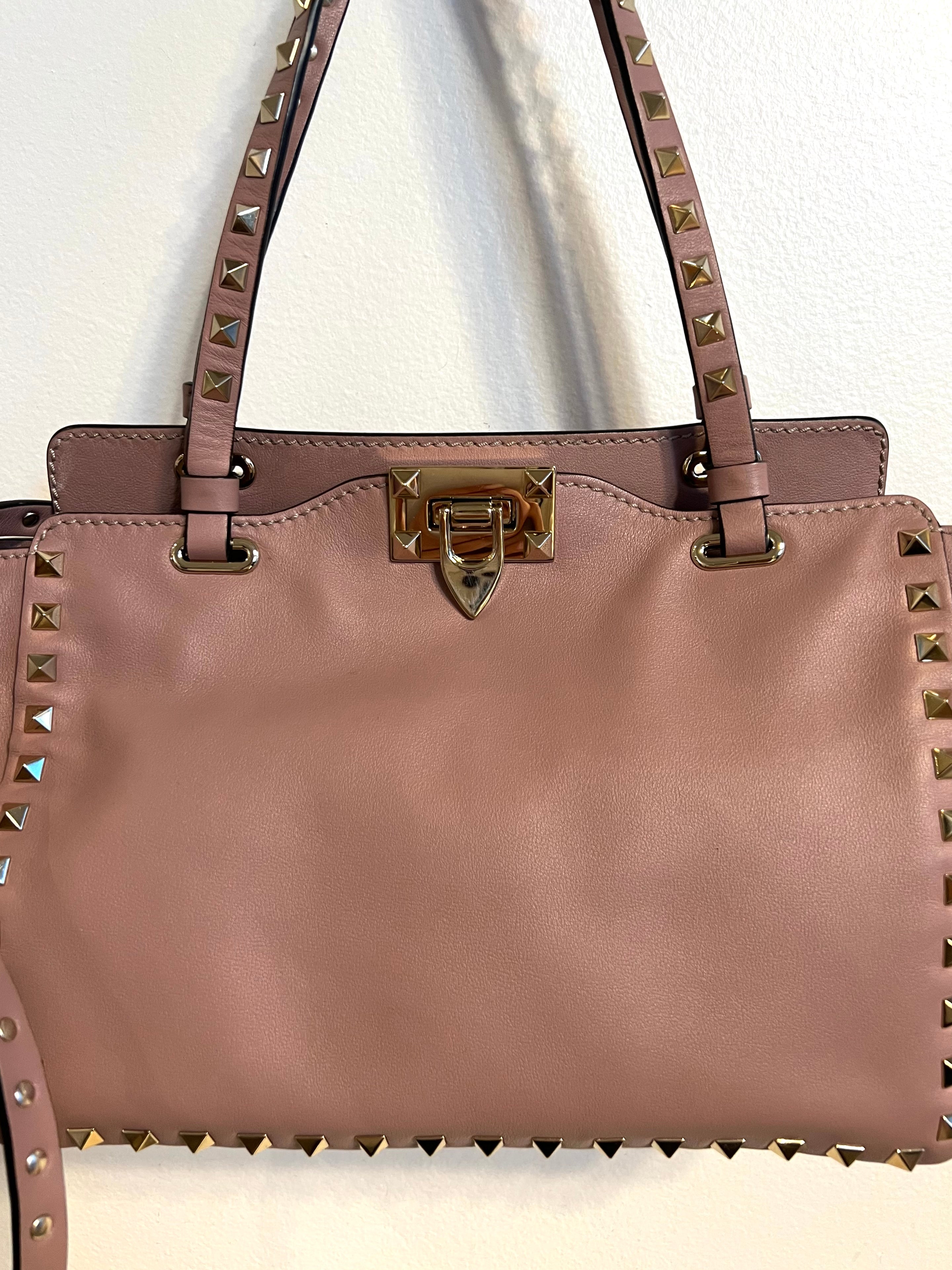 Pre-owned VALENTINO Small Rockstud Tote in Poudre