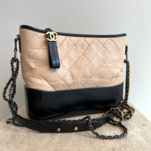 Pre-Owned CHANEL Nude & Black Gabrielle Hobo